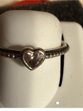 Delicate Heart Bead Stackable Ring in Silver Pandora